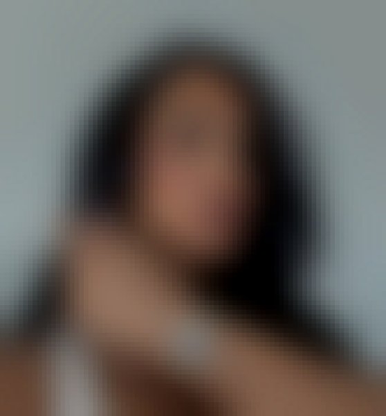 Amayalia, 36, Police