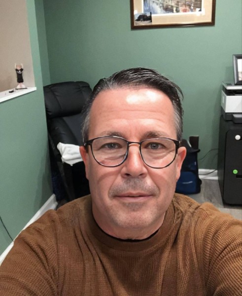 Austin Scott, 64, Semri