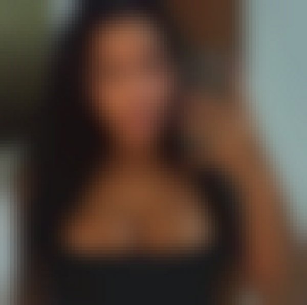 Gabriela, 24, Australia