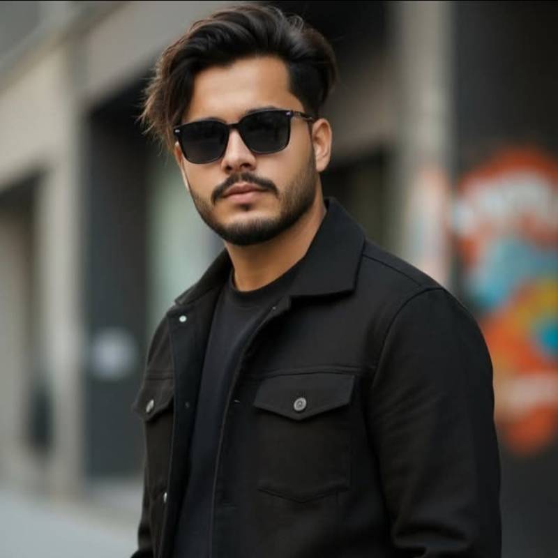 Umar, 26, Nadi D