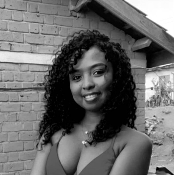 Essia, 32, Achkhoymartan