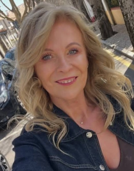 Lucy, 46, Trindade
