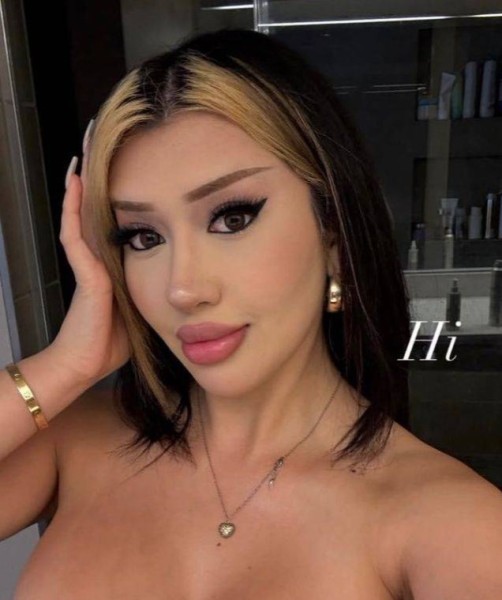 Clara, 29, French Valley