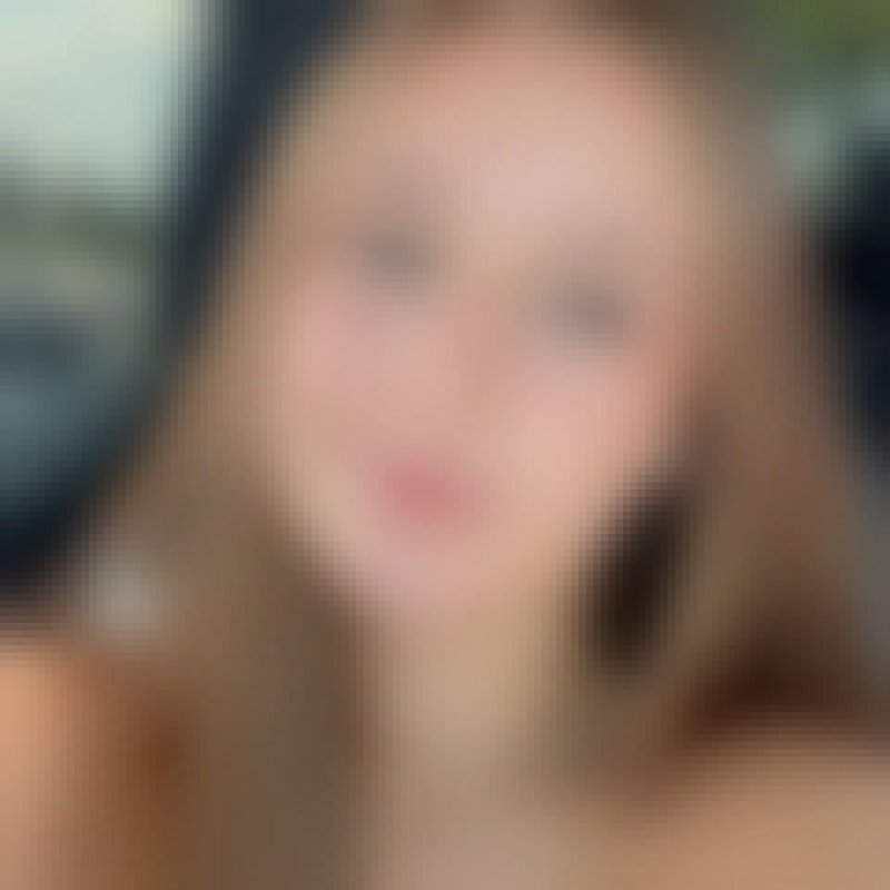 Roselyn, 30, Pavia