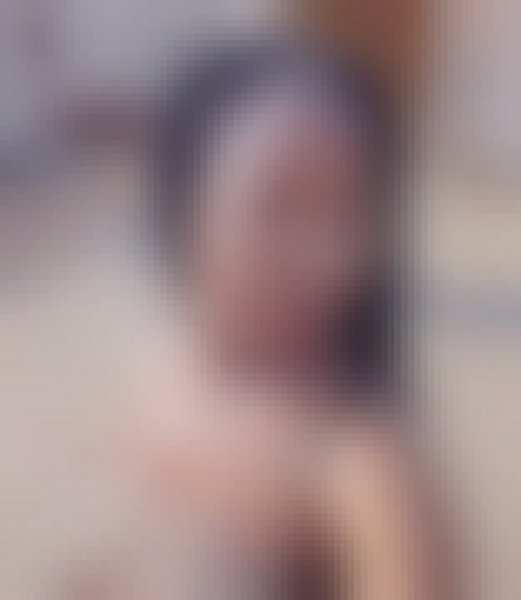 Daisy Rose, 30, Farrokh Shahr