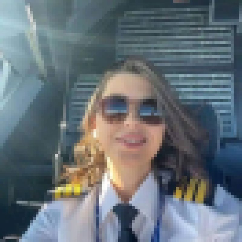 Elena George, 32, Portela