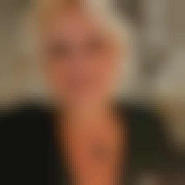 Stella, 68, Xkong