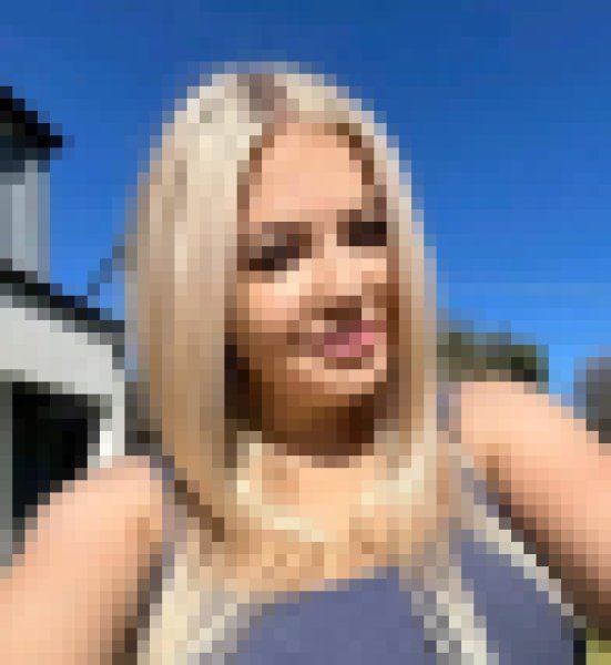 Anna lison, 22, Netherlands