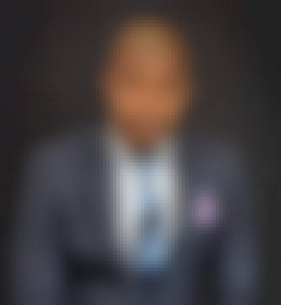 Attoh, 53, Cazenga