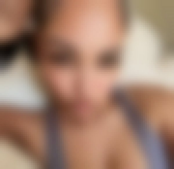 sarah, 26, Plung