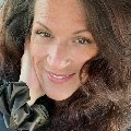 Angie D Blake, 41, Kirov