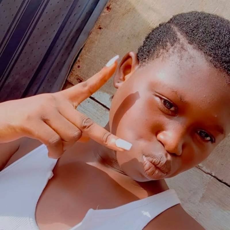 Beatrice, 26, Kalay