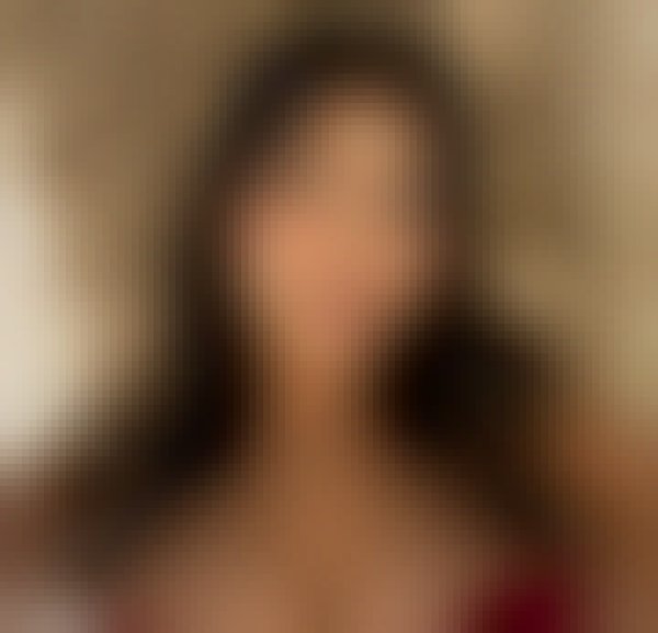 Amanda Smith, 29, Singia