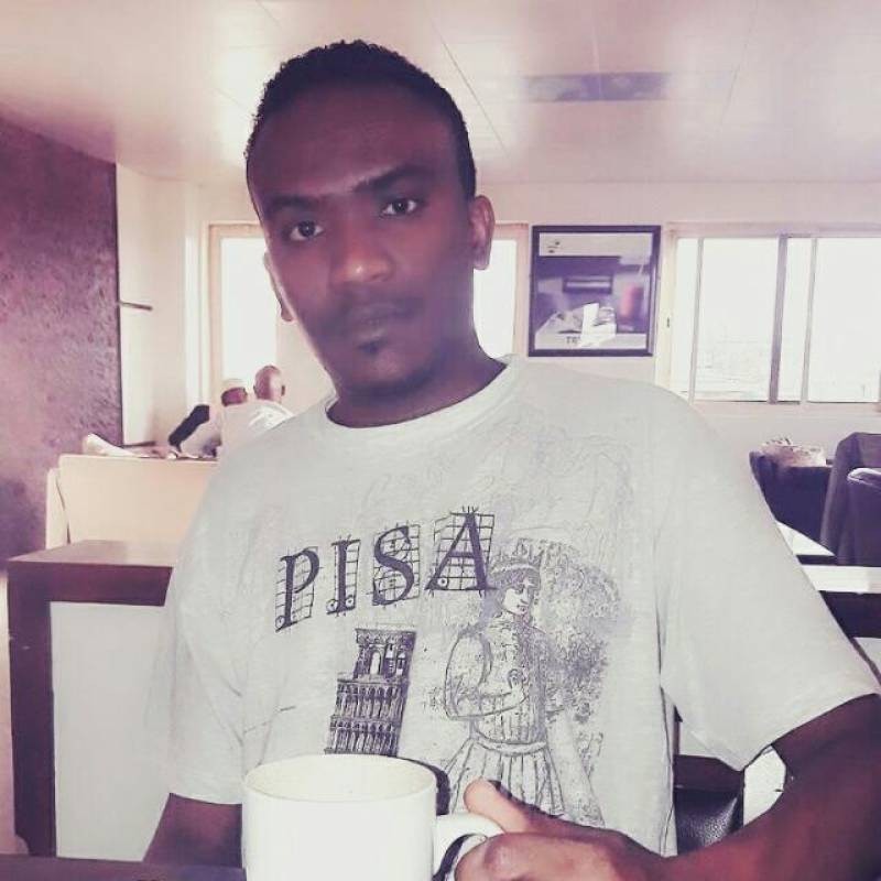 monzer, 40, Dandoli