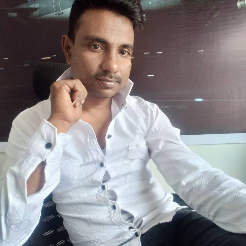 Ayaash, 18, Ciudad Del Plata