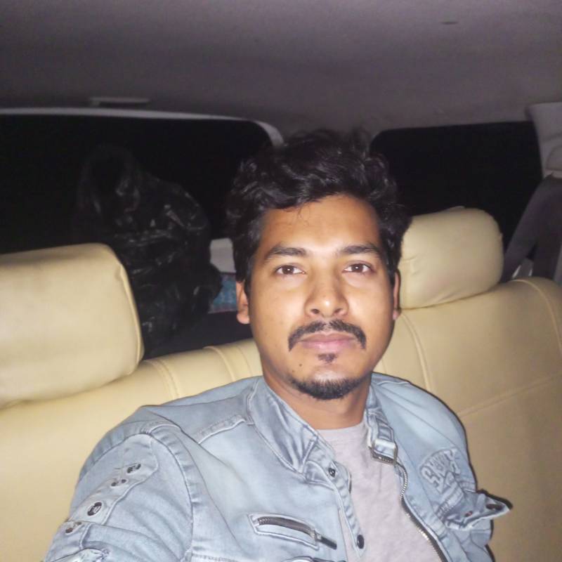 Dewan, 30, Saudi Arabia