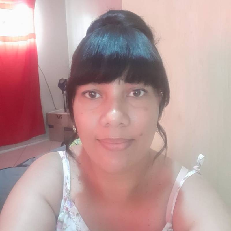 sylvinia, 33, Guane