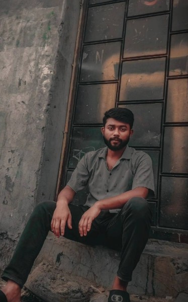 Sobuj, 28, Mekirch