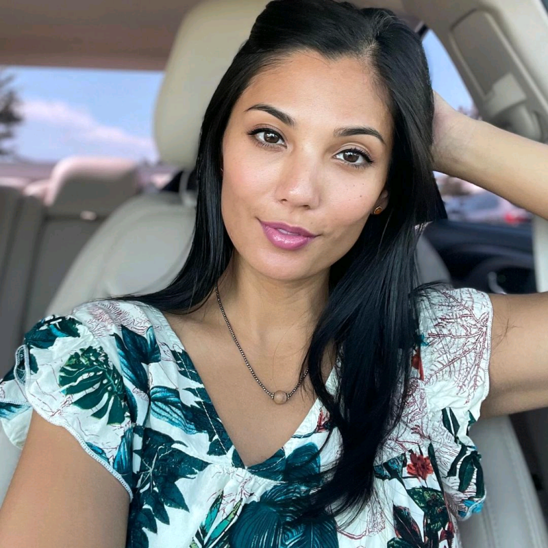 Harley, 37, Low Angels