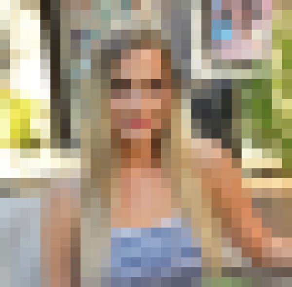 Roseline, 31, Germany