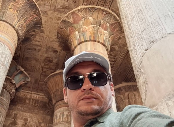 Mo345, 38, Barri