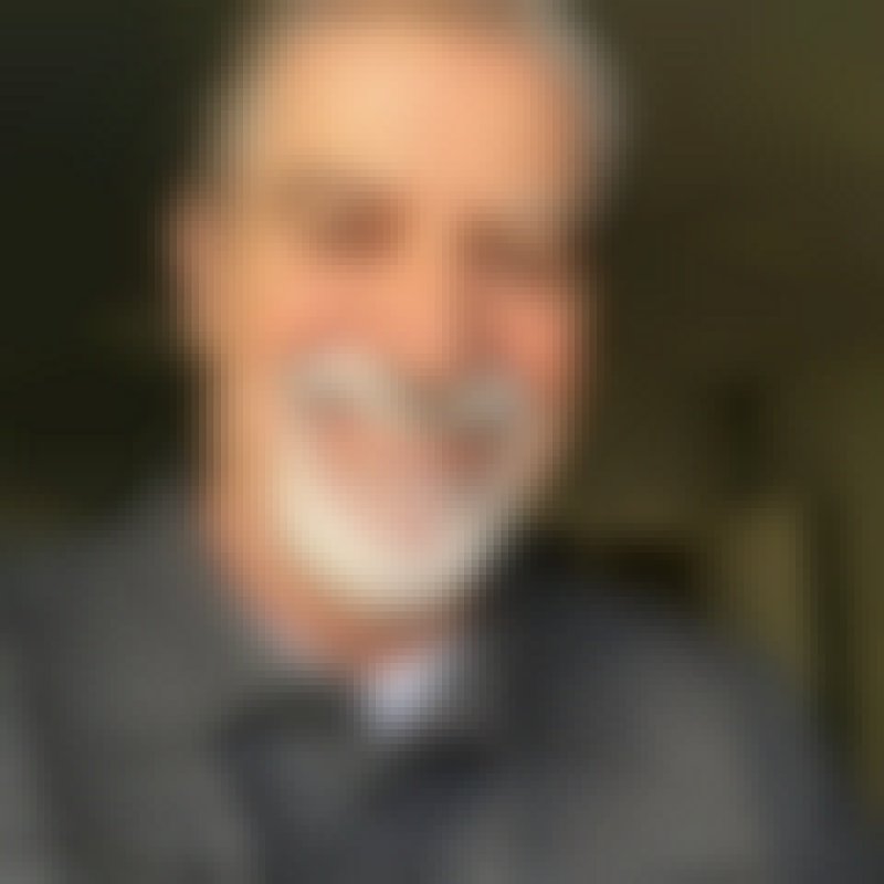 Hayes, 67, Sandino