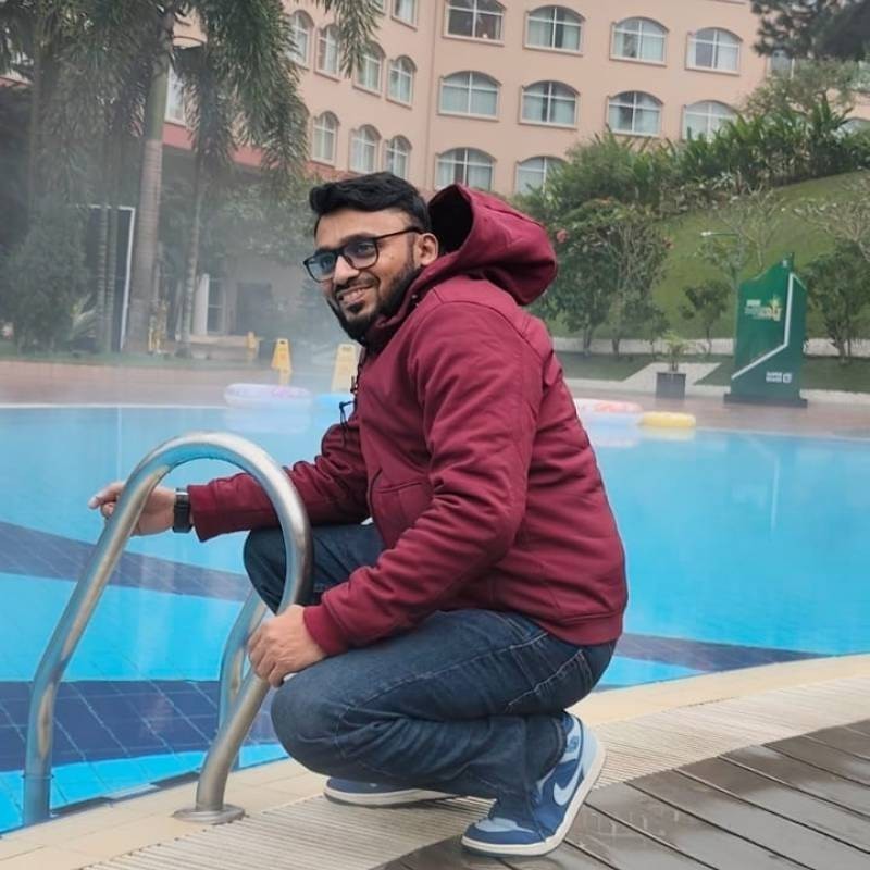 Opu, 34, Jubbada Dhexe