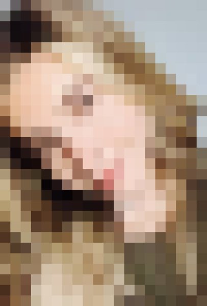 Angela, 31, Canada