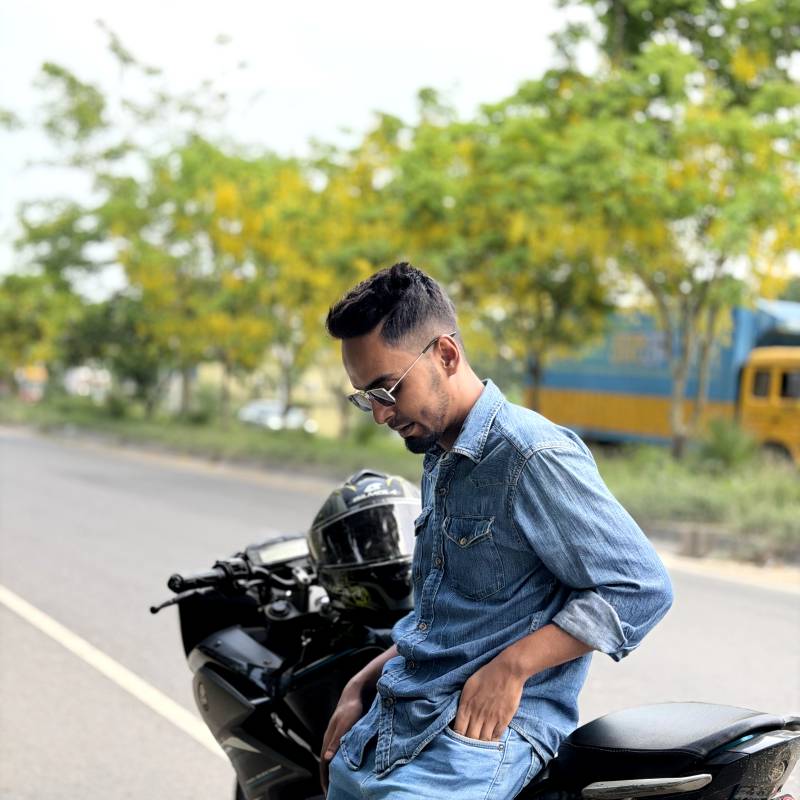 SHuvo, 25, General Pinedo
