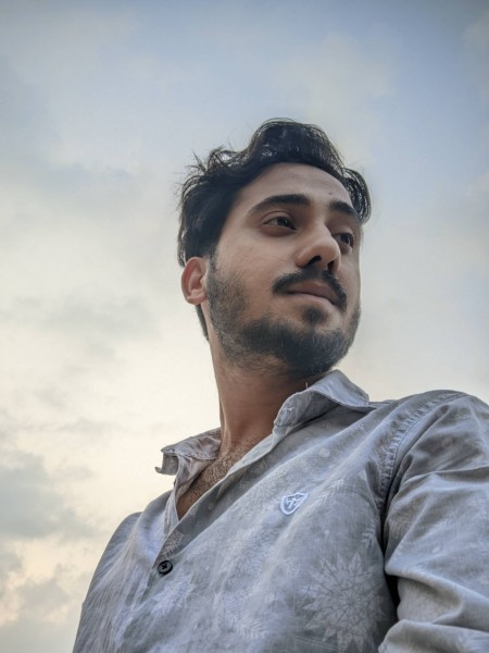 Hossain, 22, Lukovit