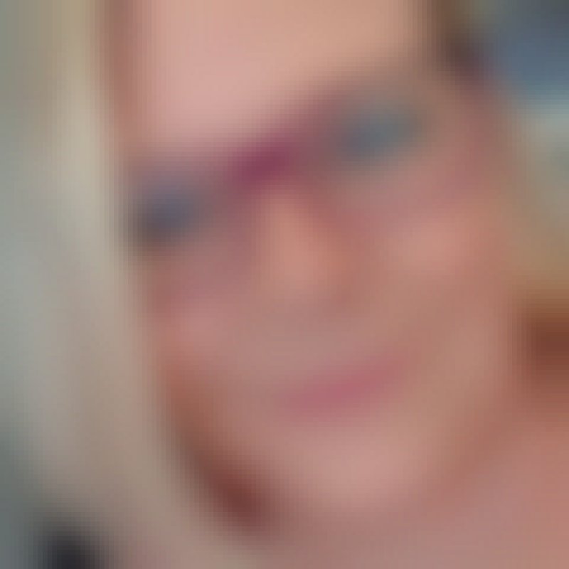 Alexandra Katec, 48, Kadiria