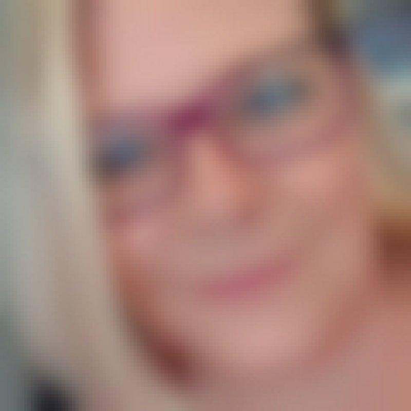 Alexandra Katec, 48, Qandala