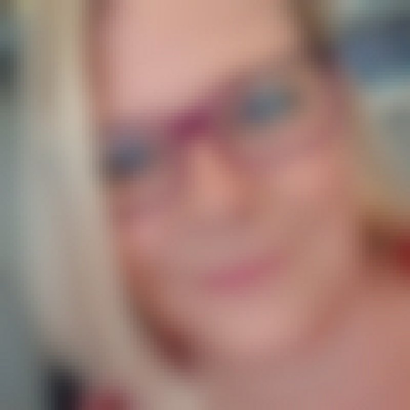 Alexandra Katec, 48, Sarafand