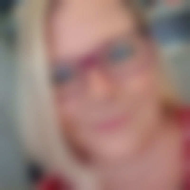 Alexandra Katec, 48, Pebane