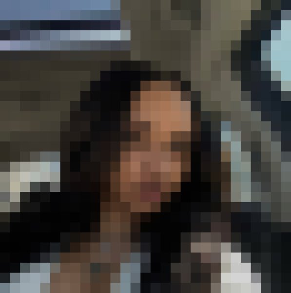 Camila, 23, Leek