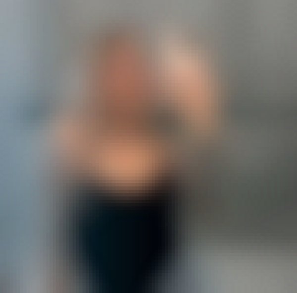 Julianna, 41, Seluk