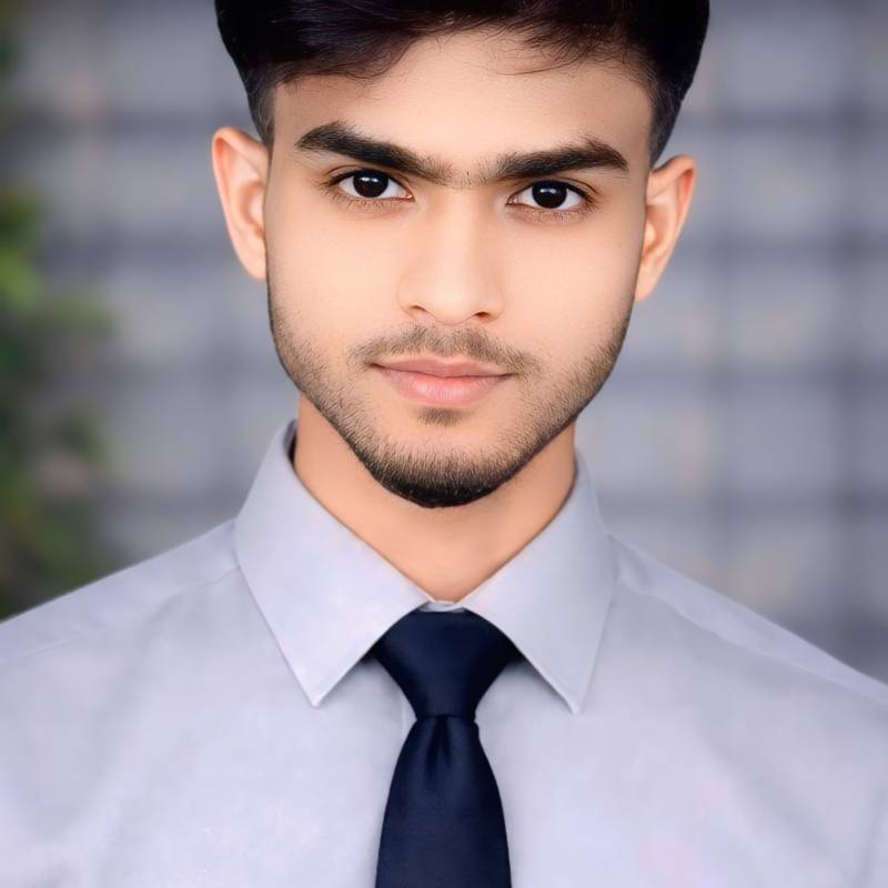 Komol, 21, Angermunde