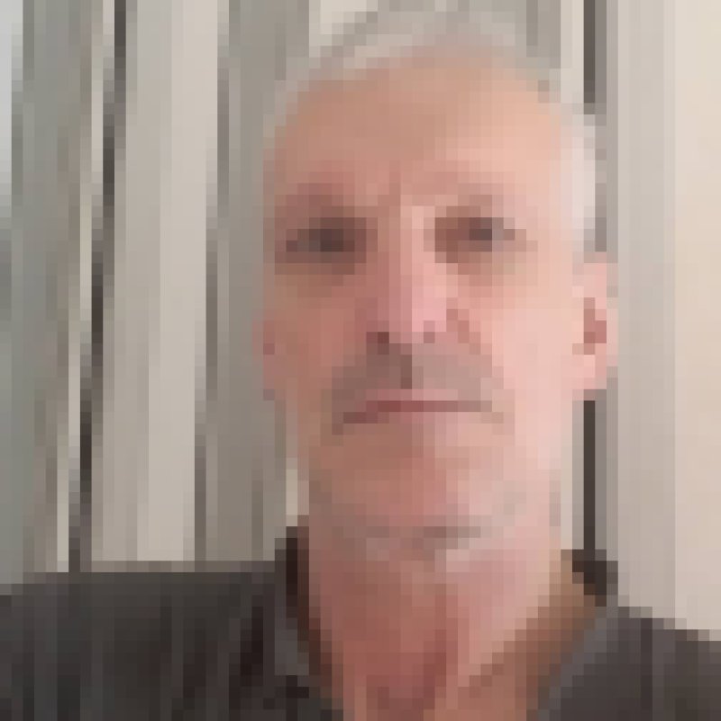 Micky, 61, Puzol