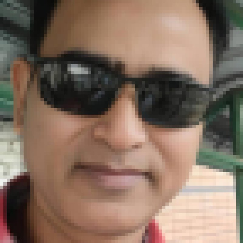Shan, 31, Singia