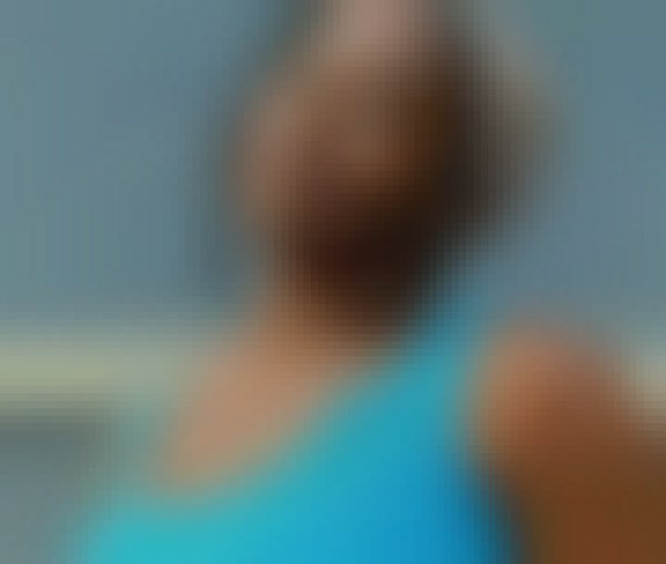 HELEN, 36, Wantagh