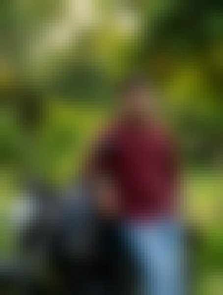 Mobarok, 22, Berri