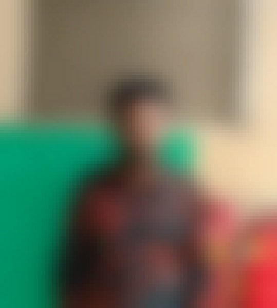 Adnan sami, 21, Pakistan