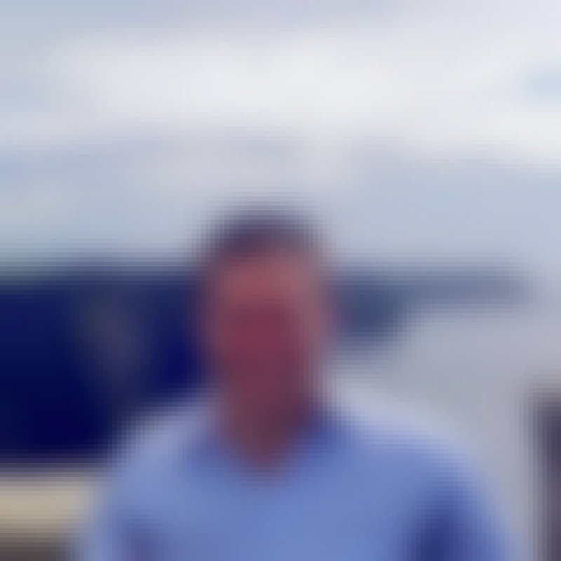Baldwin, 50, Sokod