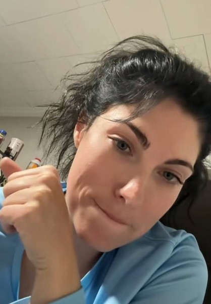 Taylor  Naomi, 36, Algeria