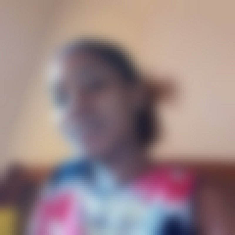 Nanie, 26, France