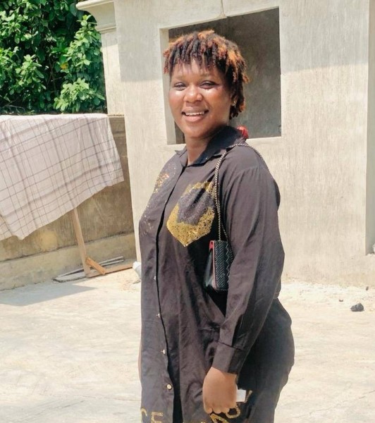 Hetty, 28, Sayada