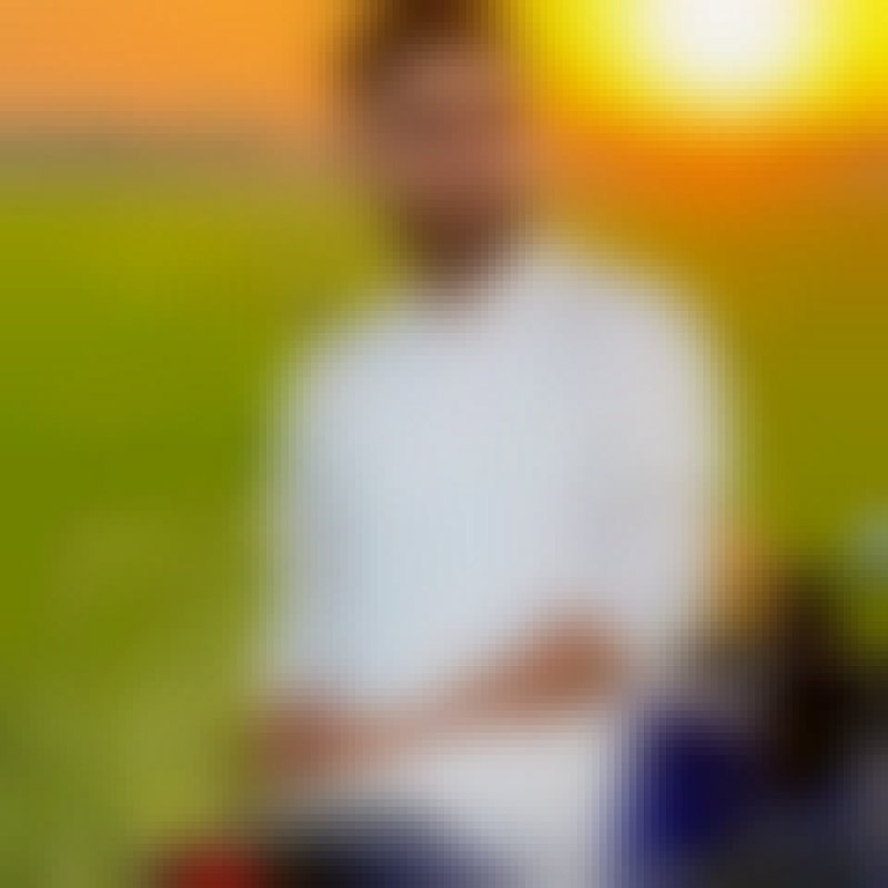Adnan Naiem, 26, Benbutucun