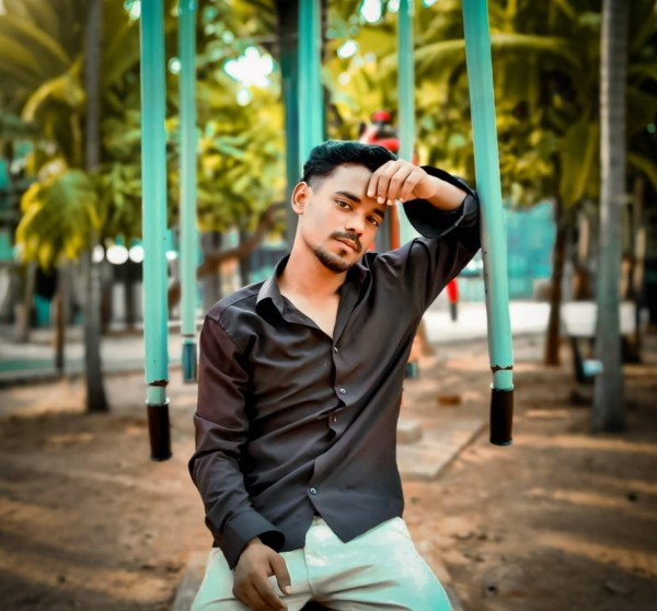 Nihal, 26, Bripada