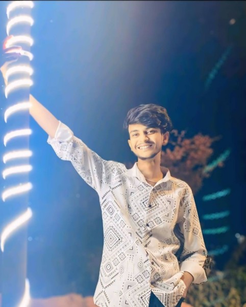 Ashik, 23, Vail
