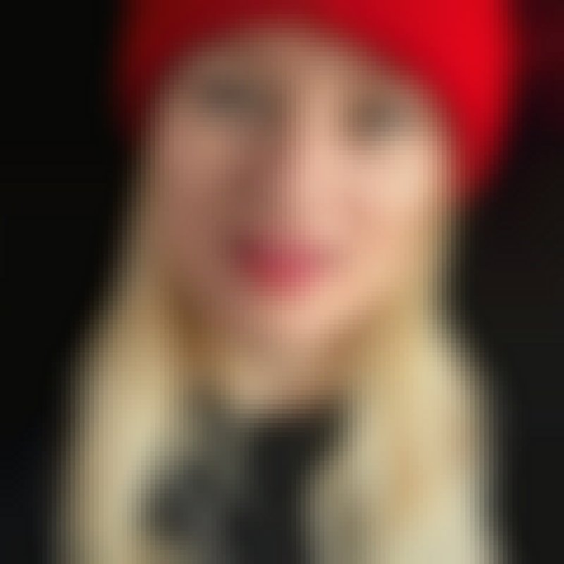 Lisa Kelly, 45, Corrientes